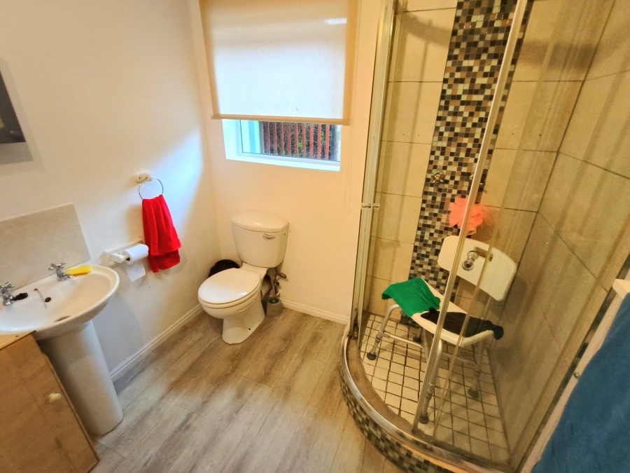 4 Bedroom Property for Sale in Aston Bay Eastern Cape
